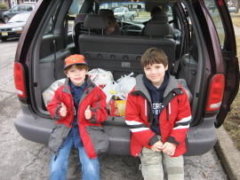 March 2007: Heard of a van that's loaded with groceries!